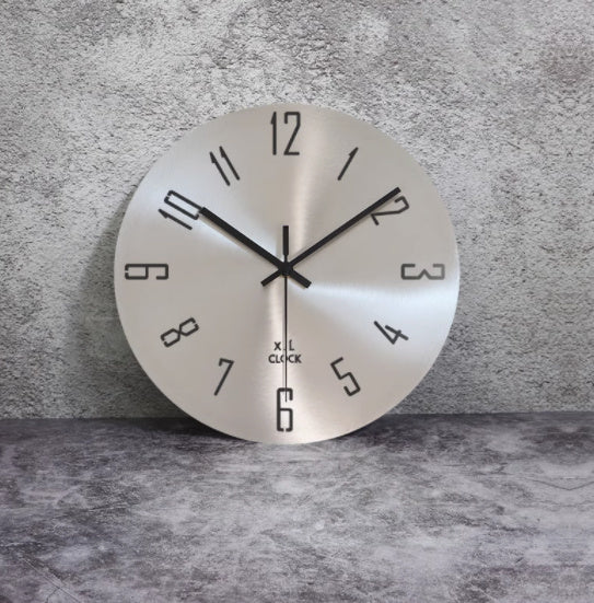 Metall-Uhr