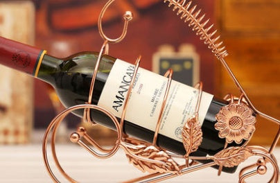 Weinflaschenhalter – Eleganz und Funktionalität für Ihr Wohnzimmer