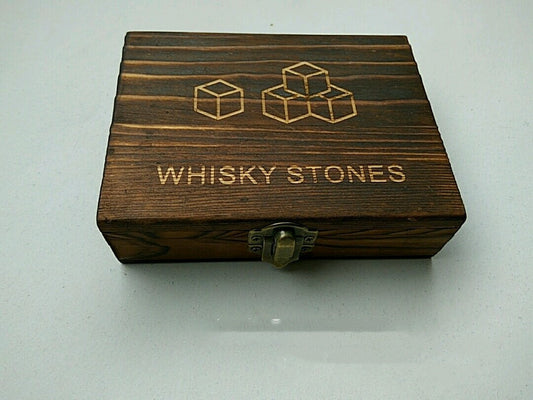 Whiskeysteine im edlen Holzkoffer