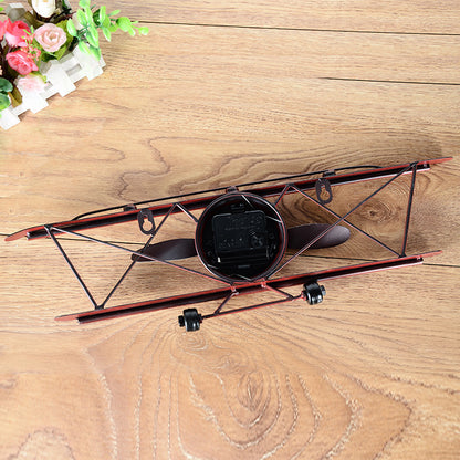 Flugzeug-Wanduhr aus Metall